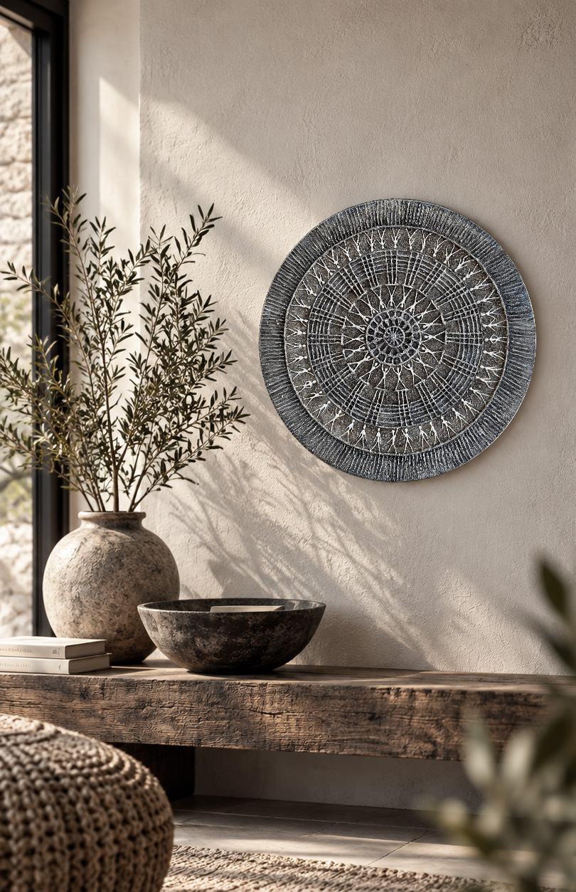 Résonance – tableau contemporain rond en relief dans un intérieur contemporain